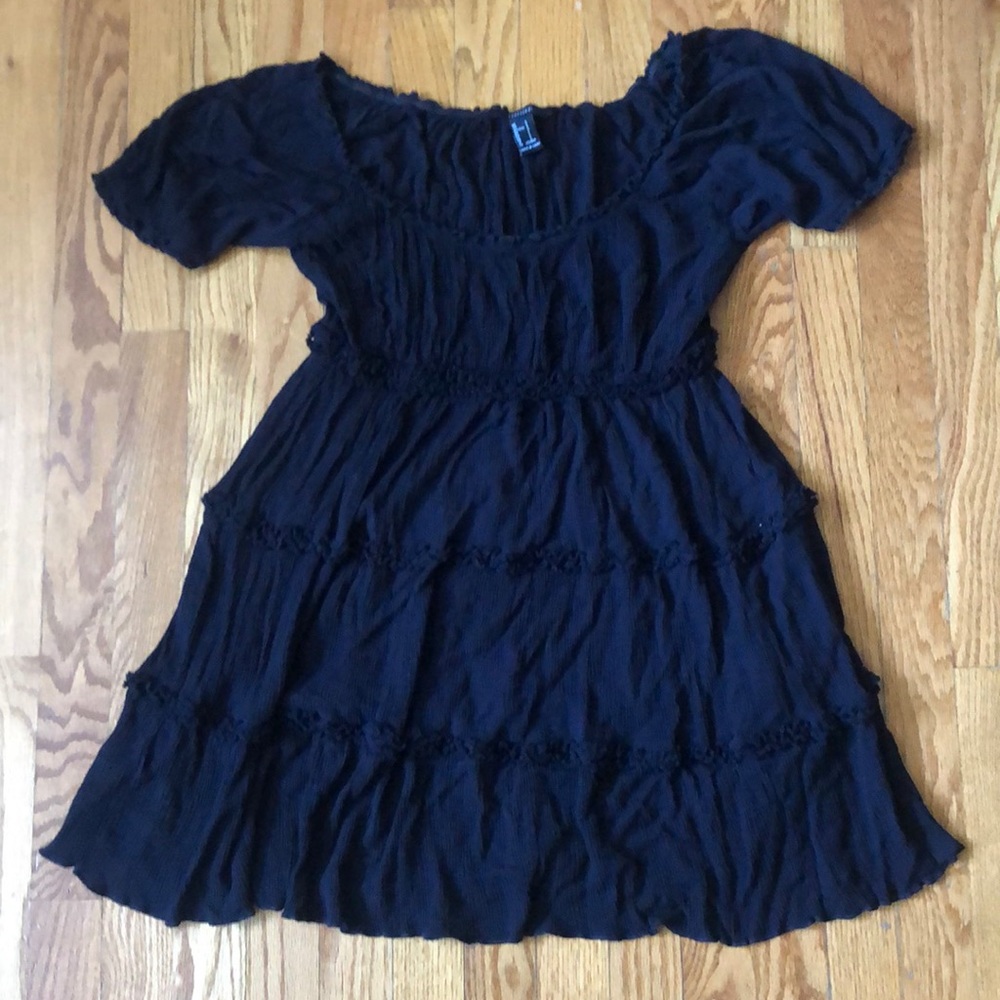 Black forever 21 off/on shoulder dress SIZE L/M